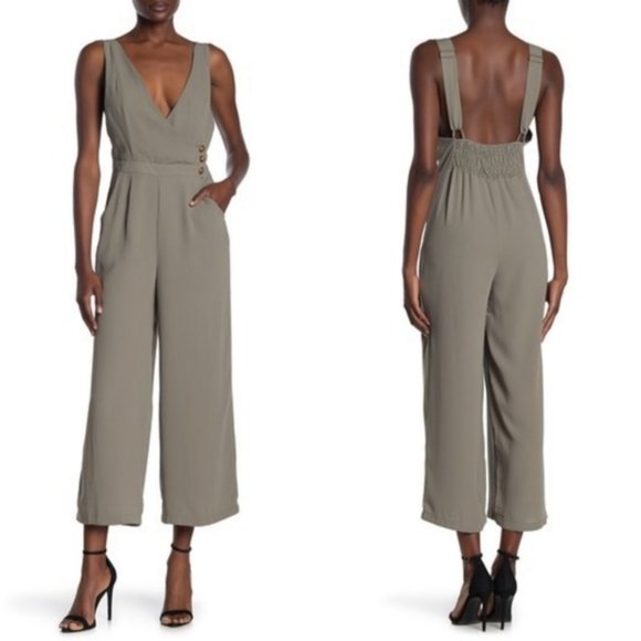 MAX & ASH Pants - MAX & ASH Button Detail Plunge Jumpsuit - NWT - M